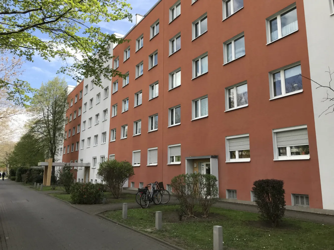 2 Zimmer Wohnung mit 59 m² in Halle (Saale) – Bild 1