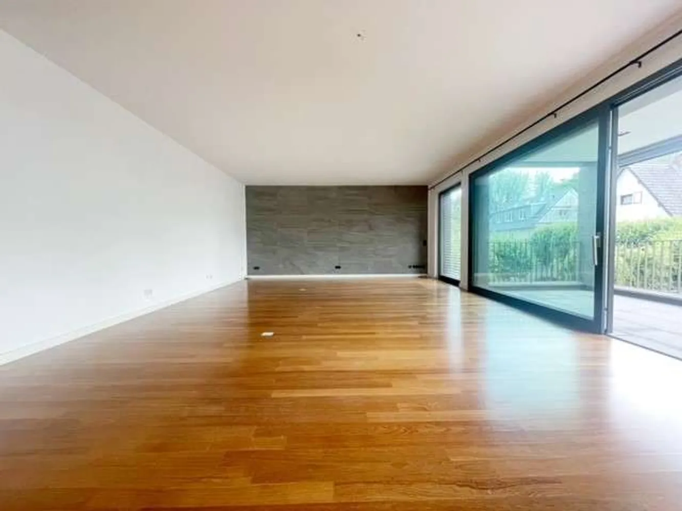 4 Zimmer Wohnung mit 170 m² in Köln – Bild 2