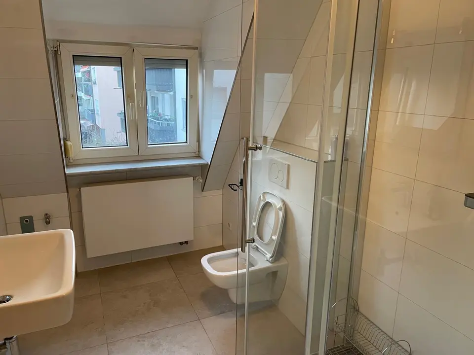 Shared room with 75 m² in Stuttgart – Photo 6