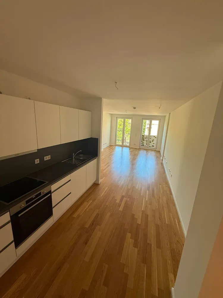 2 Zimmer Wohnung mit 69 m² in Frankfurt am Main – Bild 1