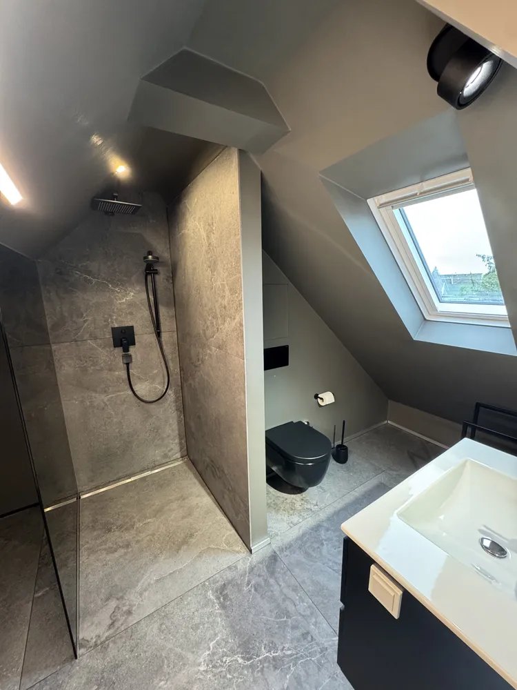 2 Zimmer Wohnung mit 45 m² in Köln – Bild 6