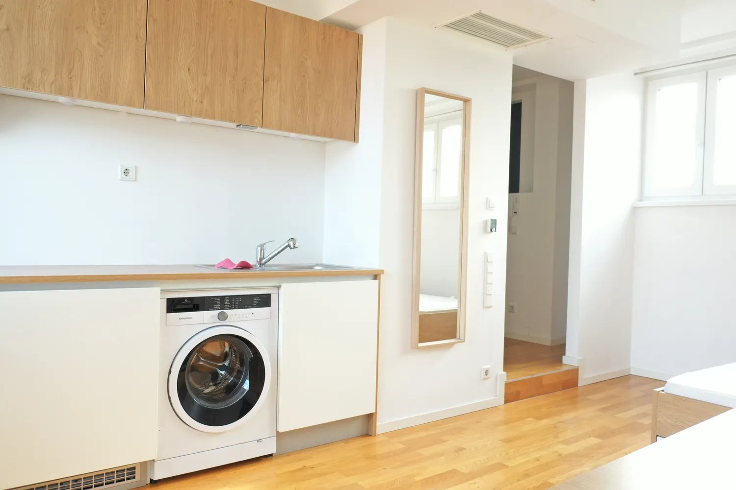 1 room apartment with 40 m² in Munich – Photo 7