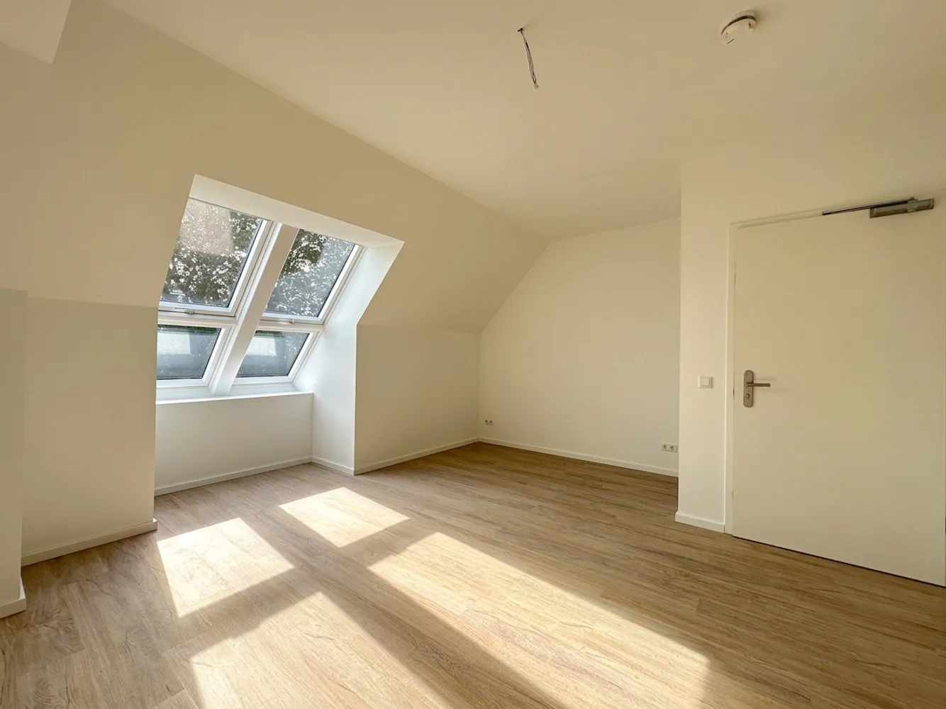 5 Zimmer Wohnung mit 123 m² in Hamburg – Bild 6