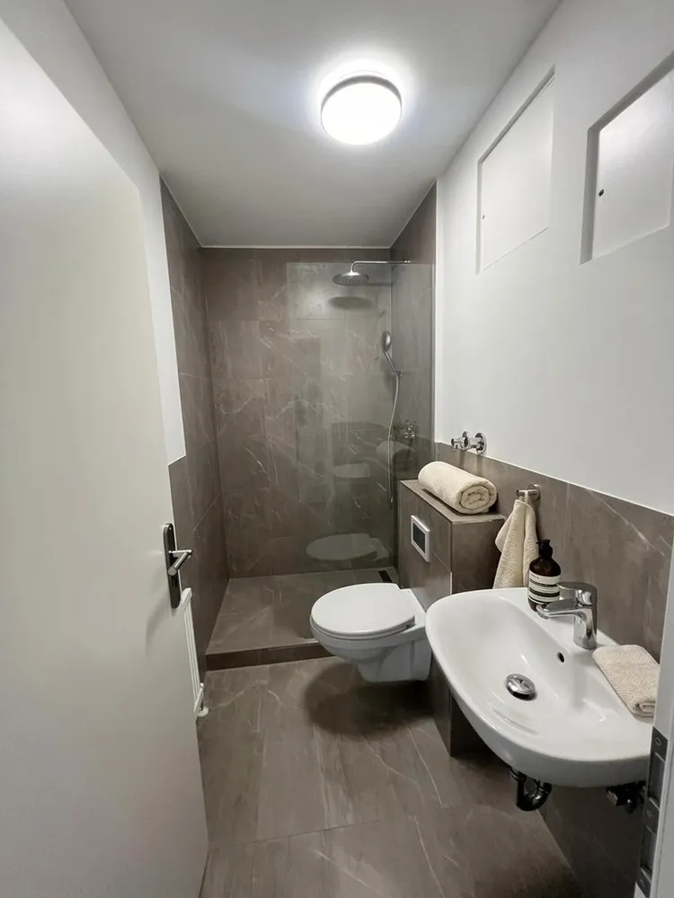 1 Zimmer Wohnung mit 33 m² in Frankfurt am Main – Bild 6