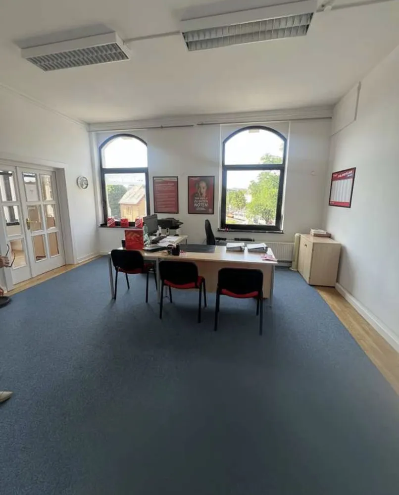 5 Zimmer Wohnung mit 140 m² in Düsseldorf – Bild 9