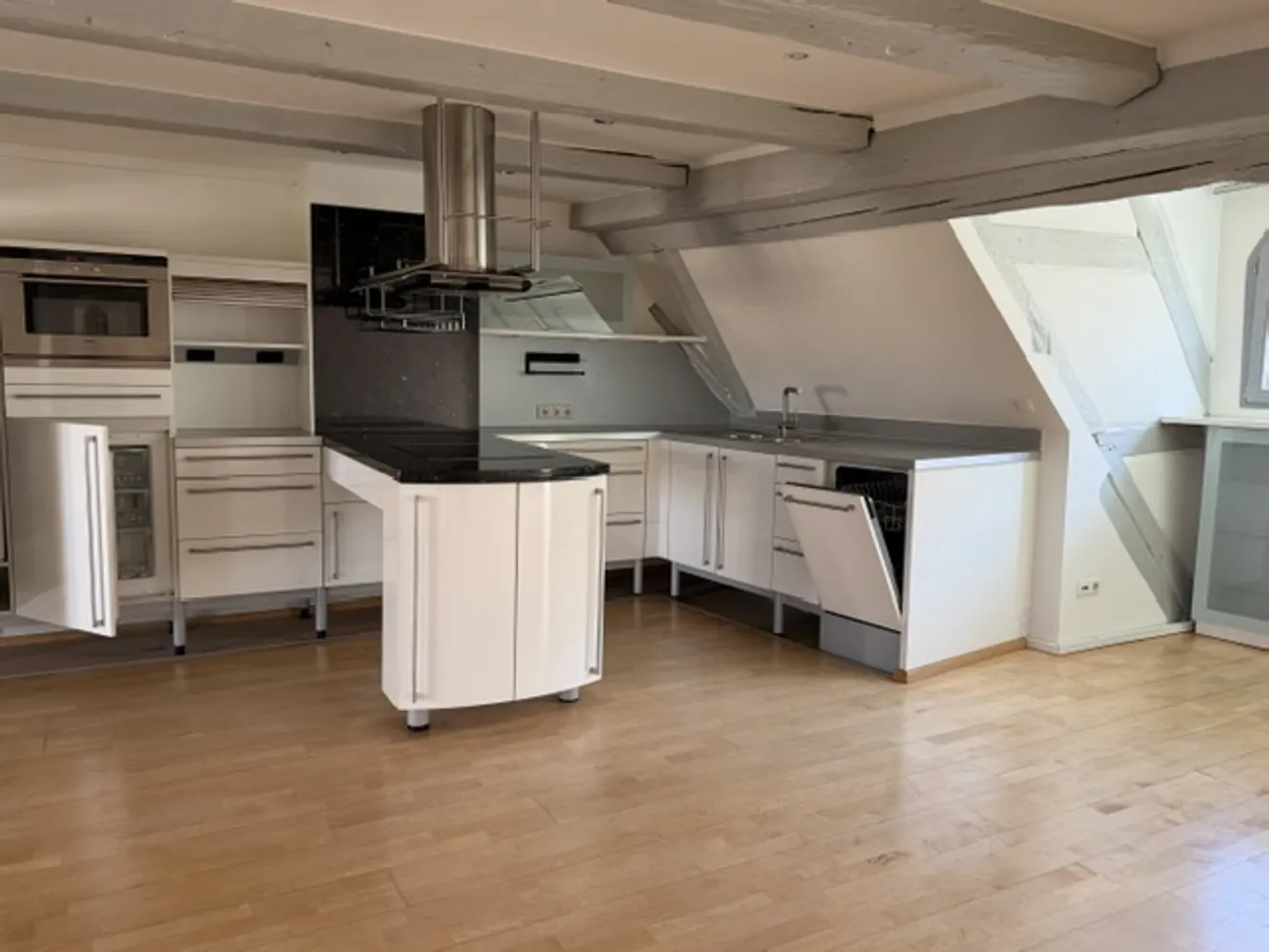 2 Zimmer Wohnung mit 105 m² in Nürnberg – Bild 8