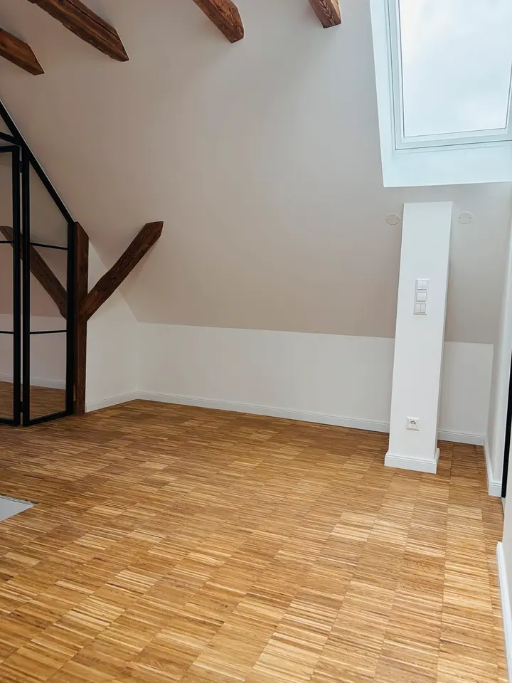 6 Zimmer Wohnung mit 150 m² in Luckenwalde – Bild 2