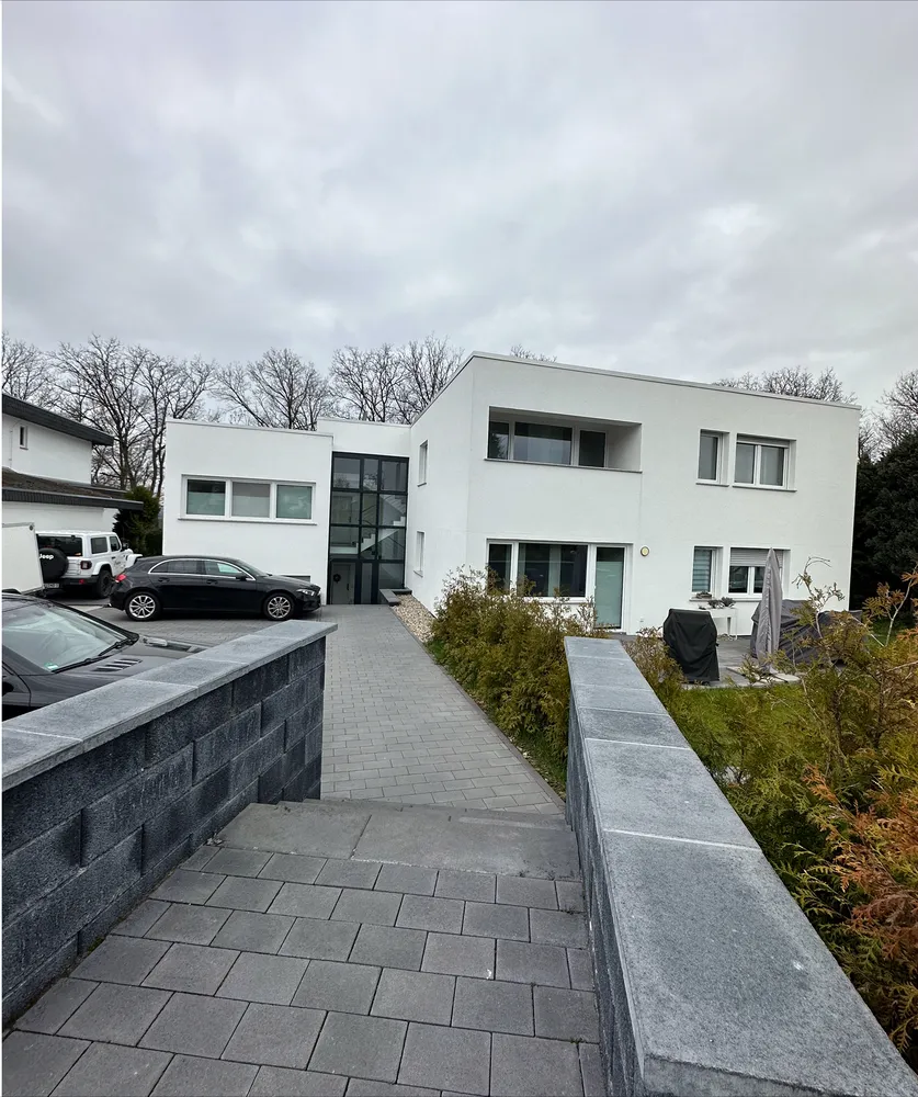 3 Zimmer Wohnung mit 100 m² in Wiesbaden – Bild 1