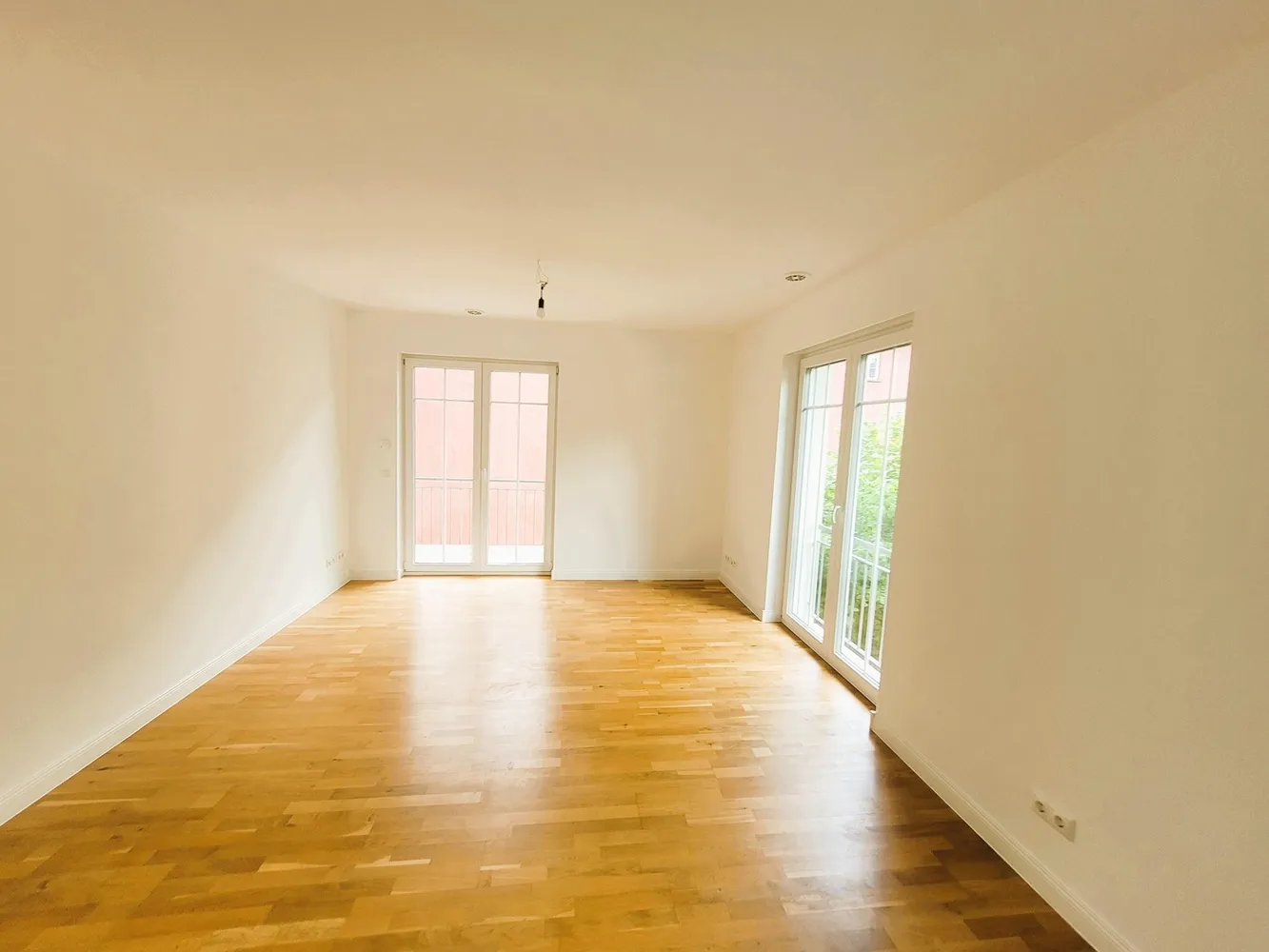 5 Zimmer Wohnung mit 112 m² in Berlin – Bild 2