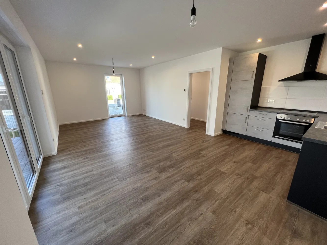 3 Zimmer Wohnung mit 95 m² in Achim – Bild 2