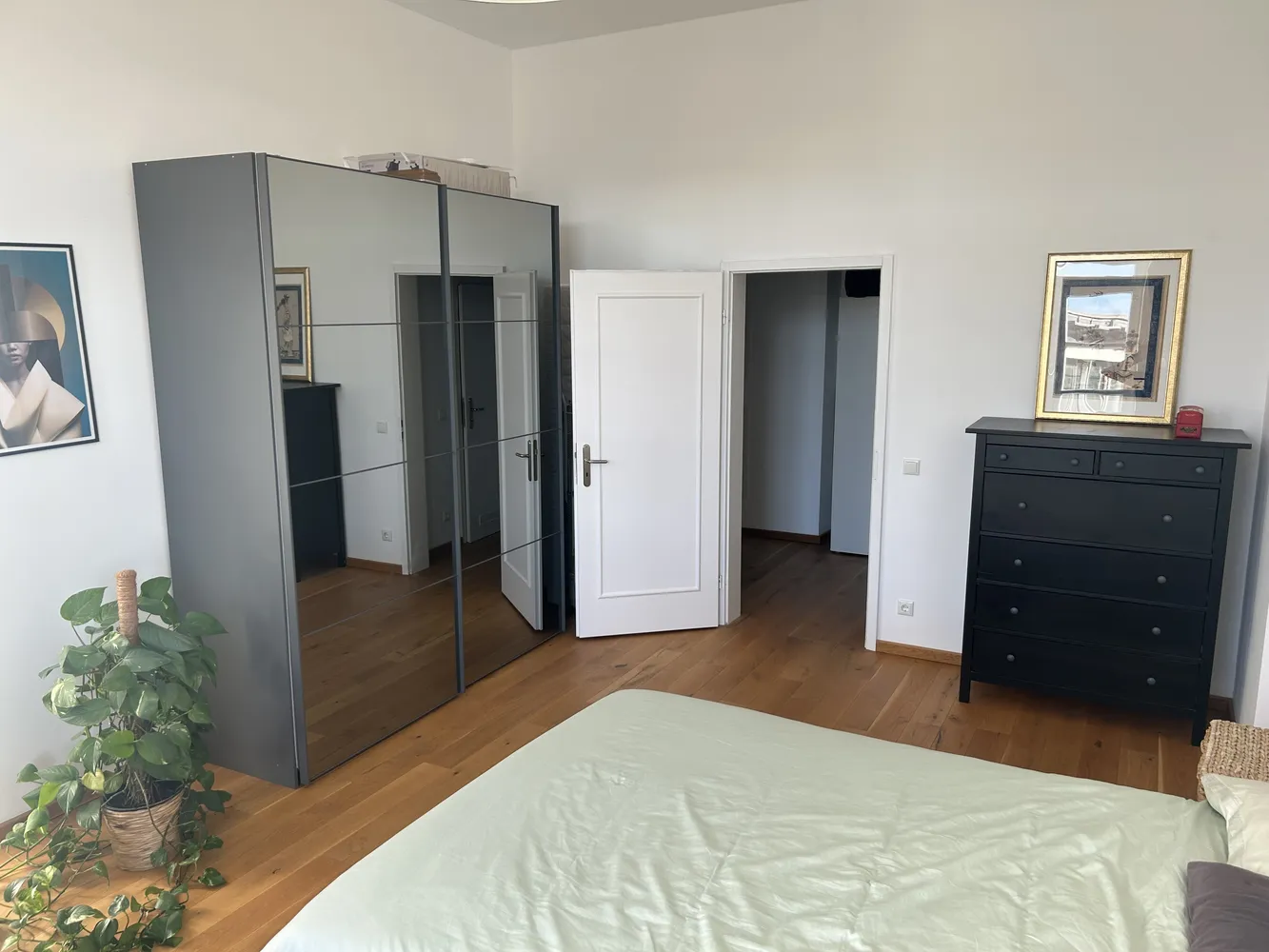2 Zimmer Wohnung mit 65 m² in München – Bild 3