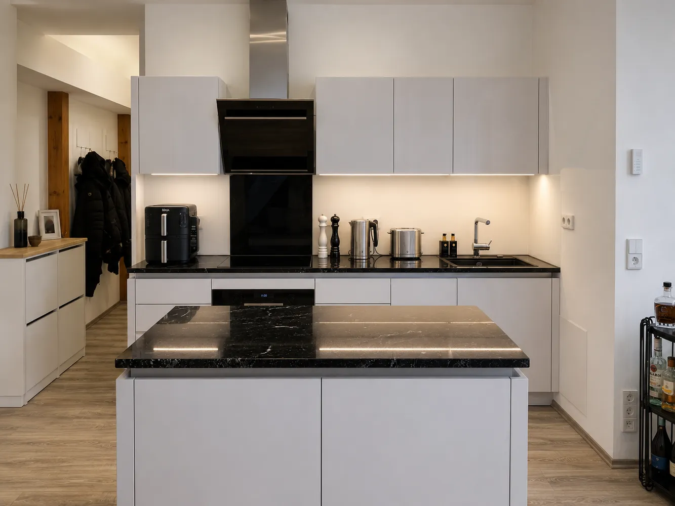 2 Zimmer Wohnung mit 83 m² in Karlsruhe – Bild 7