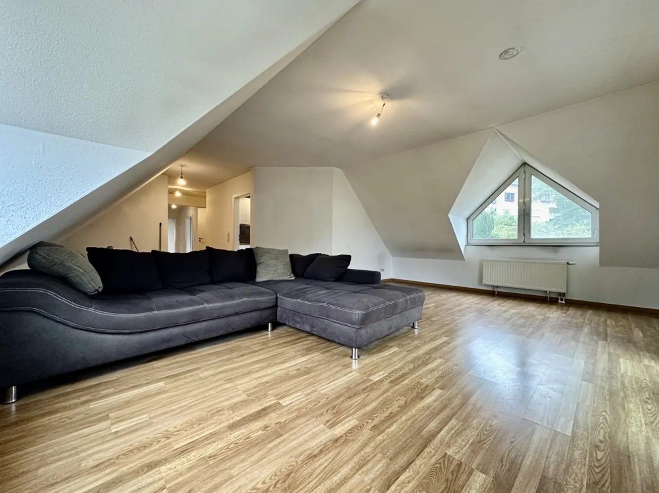 2 Zimmer Wohnung mit 90 m² in Heppenheim – Bild 5