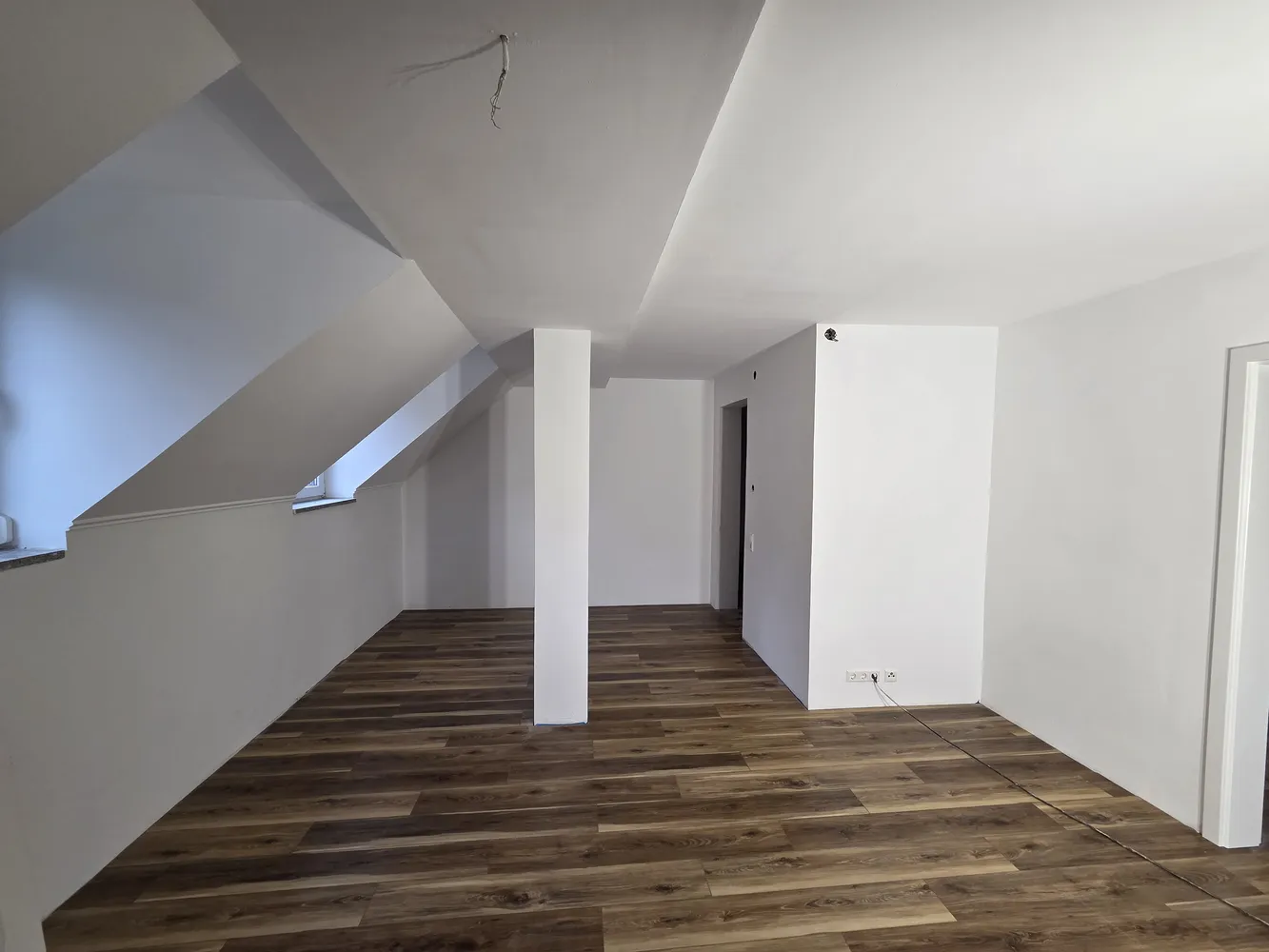 4 Zimmer Wohnung mit 83 m² in Pforzheim – Bild 2