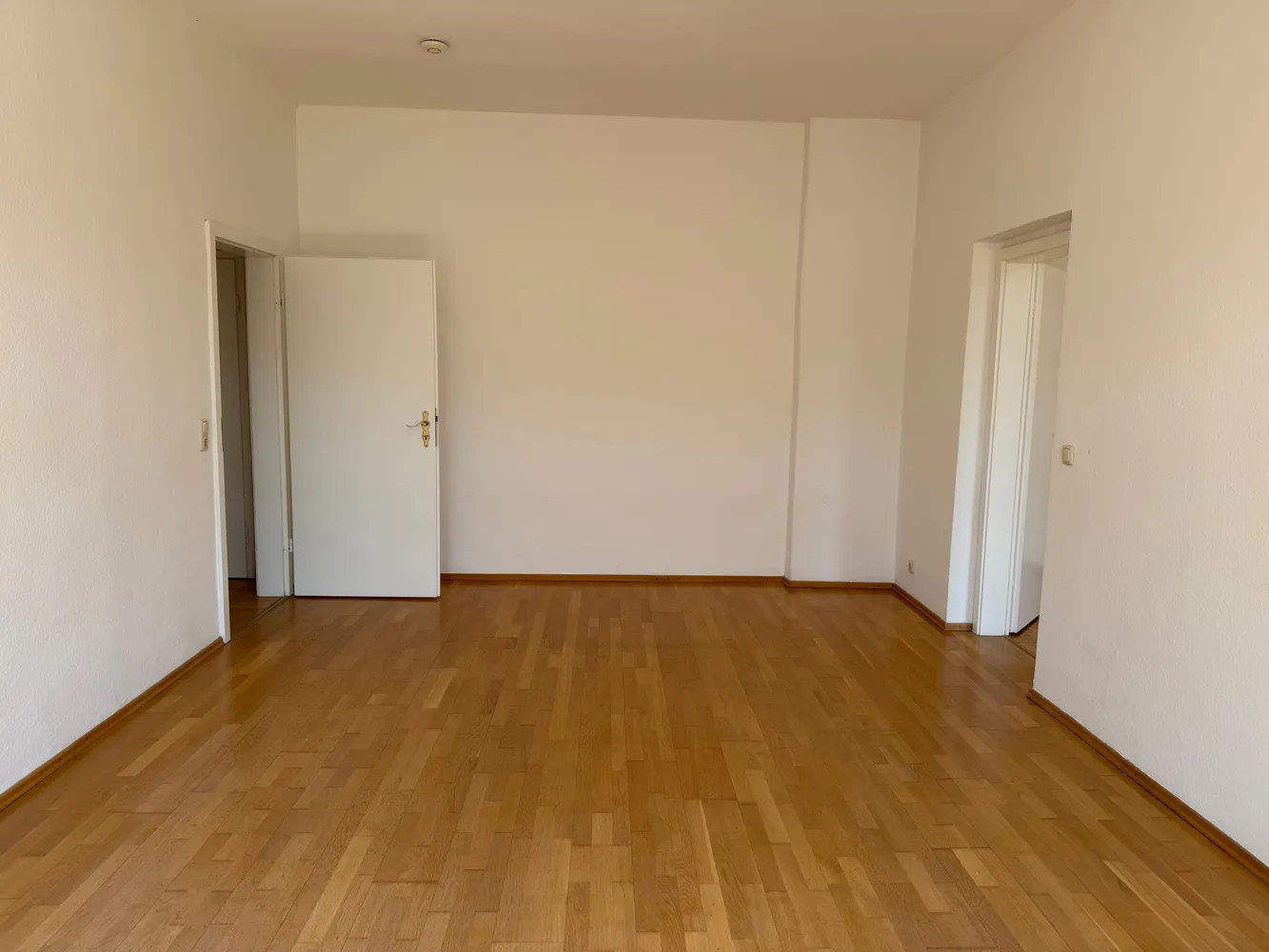2 Zimmer Wohnung mit 57 m² in Magdeburg – Bild 3