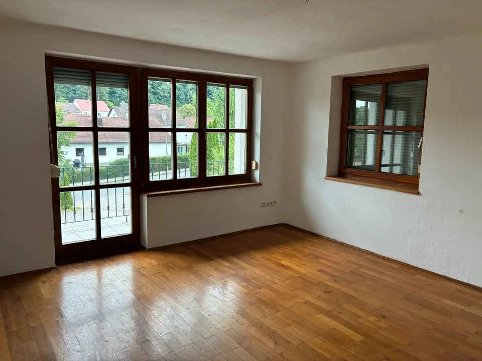 4 Zimmer Haus mit 98 m² in Landshut – Bild 1