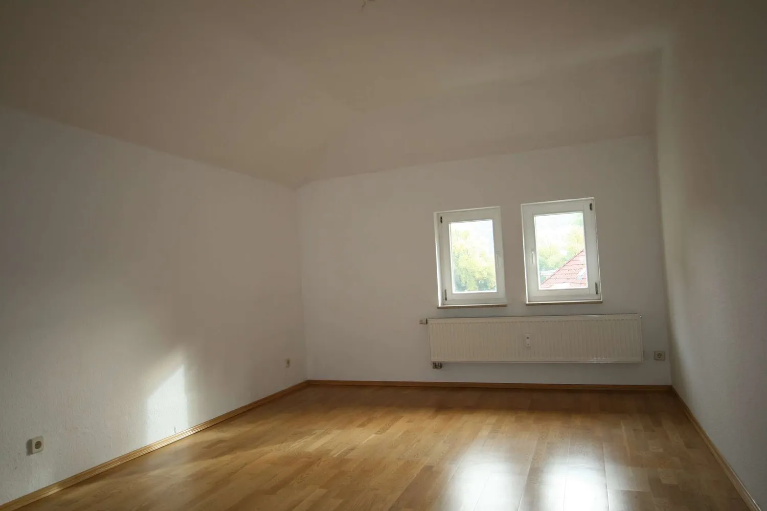 2 Zimmer Wohnung mit 62 m² in Meiningen – Bild 3