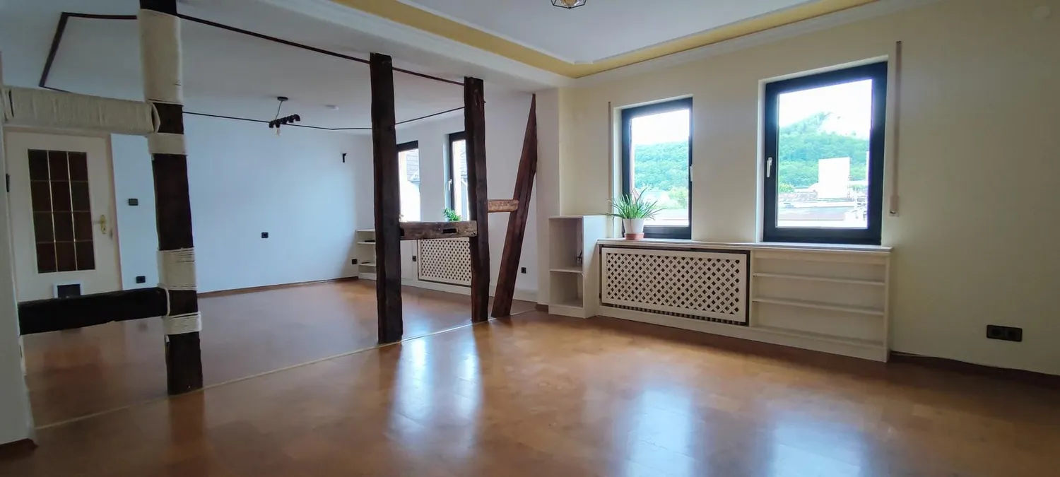 4 Zimmer Wohnung mit 110 m² in Siegen – Bild 2