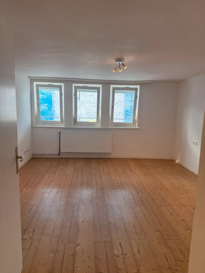 2 Zimmer Wohnung mit 75 m² in Eschwege – Bild 1