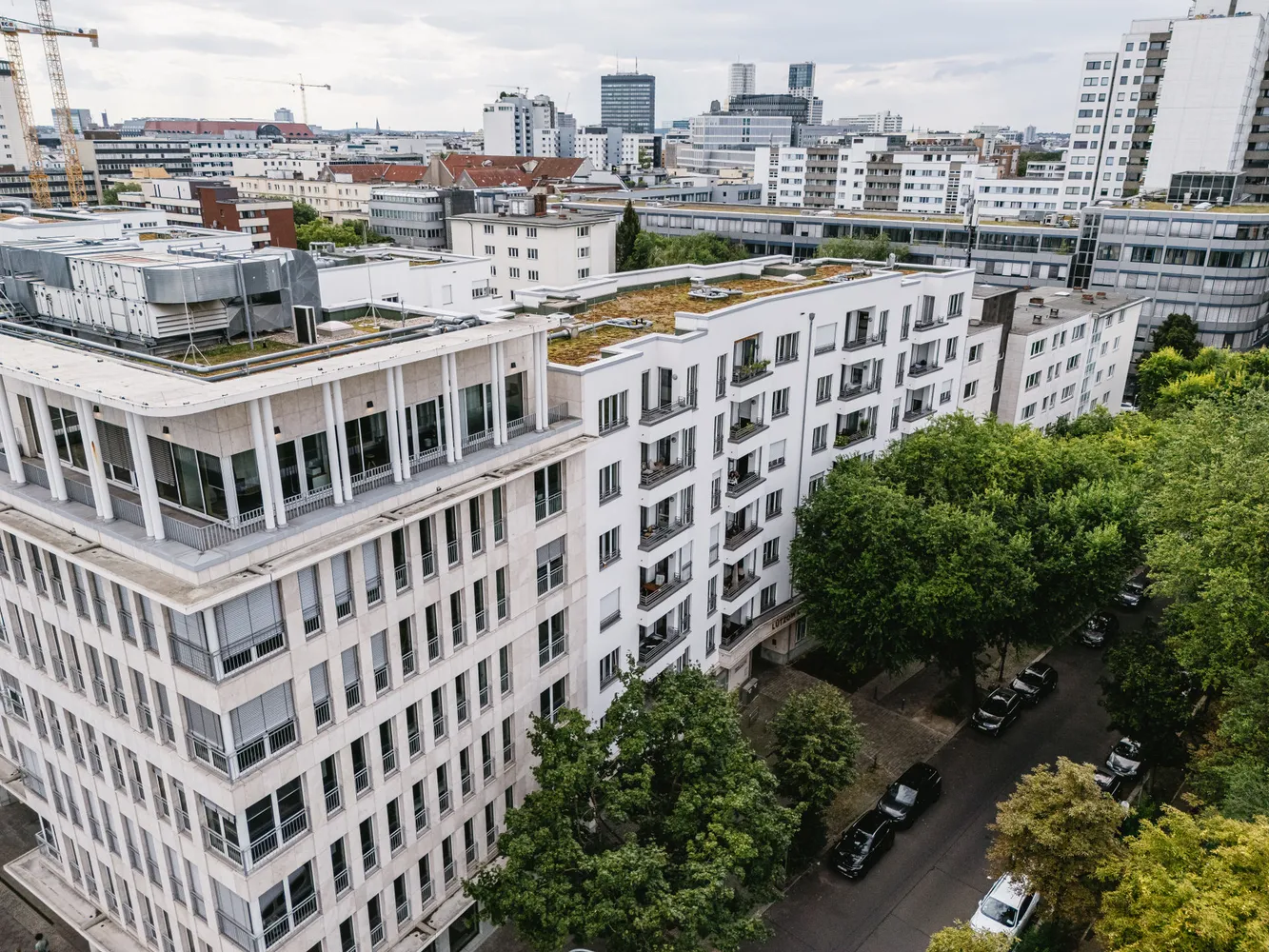 3 Zimmer Wohnung mit 104 m² in Berlin – Bild 2