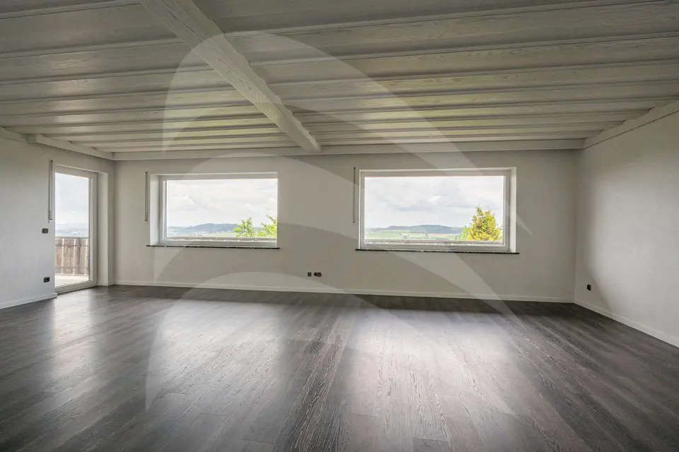 5 Zimmer Haus mit 210 m² in Deggendorf – Bild 1
