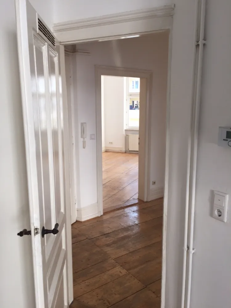 4 Zimmer Wohnung mit 84 m² in Frankfurt am Main – Bild 1