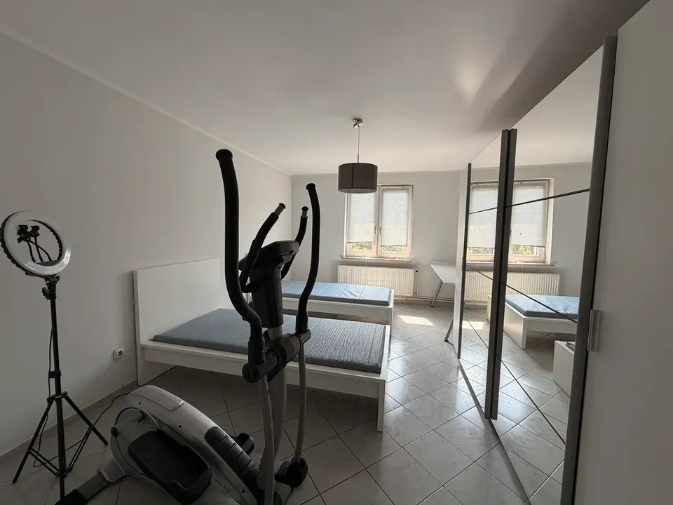 4 Zimmer Haus mit 100 m² in Frankfurt am Main – Bild 3