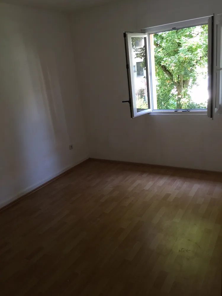 2 Zimmer Wohnung mit 48 m² in Karlsruhe – Bild 3