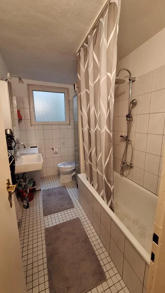 2 Zimmer Wohnung mit 75 m² in Duisburg – Bild 2