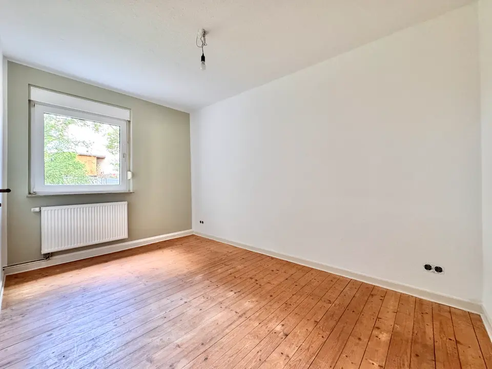 7 Zimmer Wohnung mit 120 m² in Kassel – Bild 2