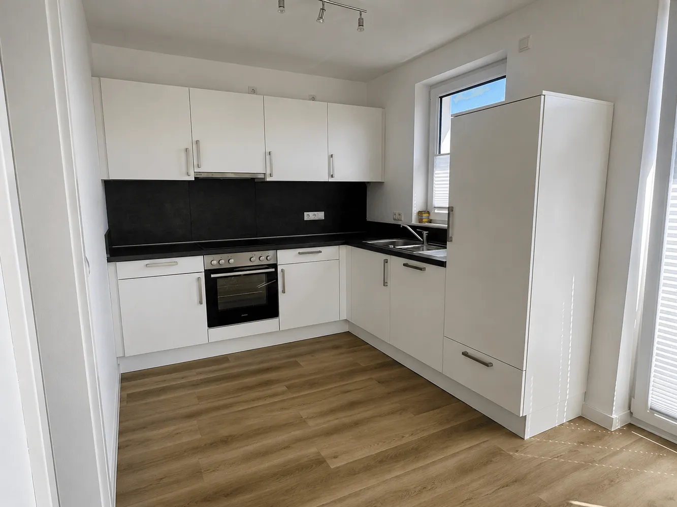 2 Zimmer Wohnung mit 93 m² in Oldenburg – Bild 12