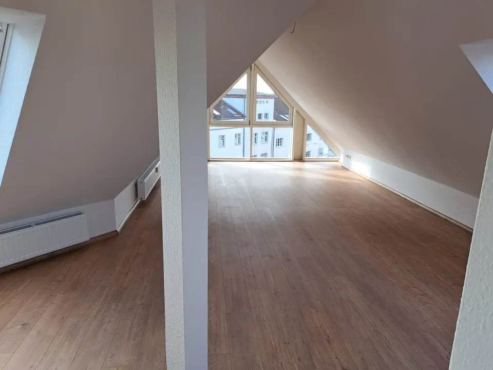 3 Zimmer Wohnung mit 98 m² in Greifswald – Bild 1