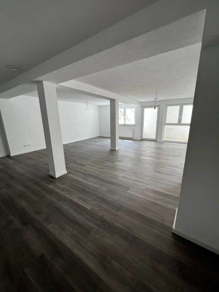 2 Zimmer Wohnung mit 112 m² in Stuttgart – Bild 5