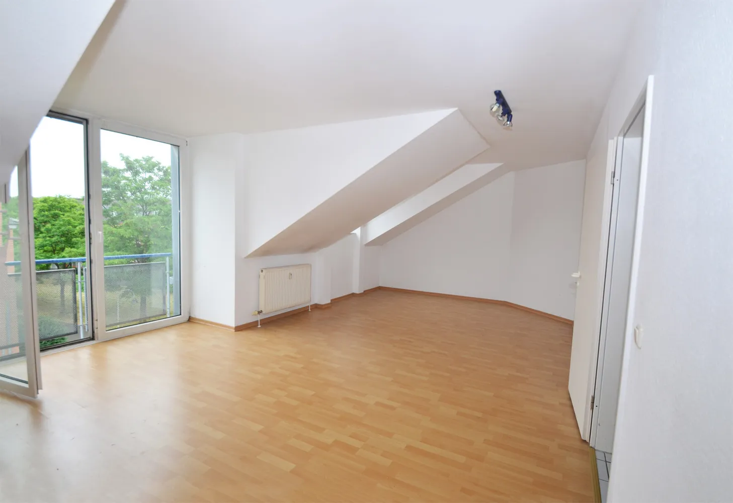 2 Zimmer Wohnung mit 69 m² in Köln – Bild 3