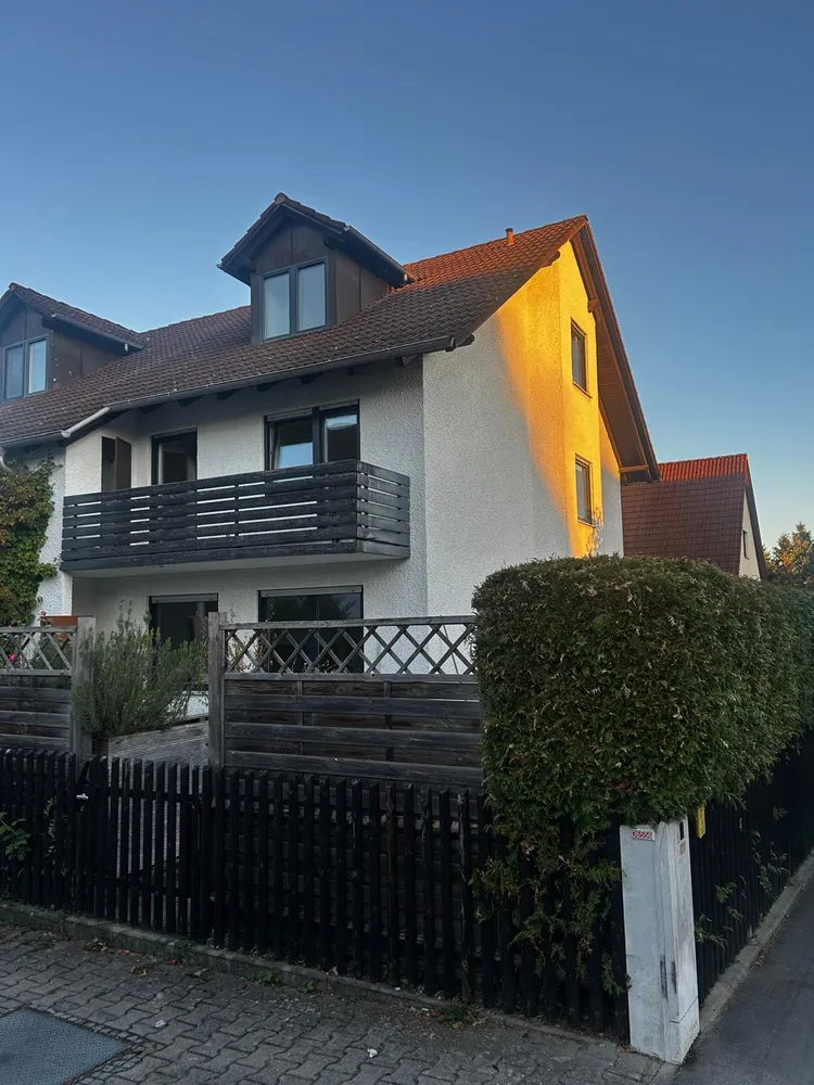 5 Zimmer Haus mit 160 m² in München – Bild 1