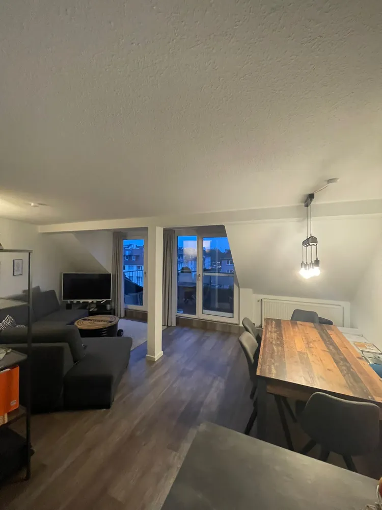 2 Zimmer Wohnung mit 60 m² in Köln – Bild 2