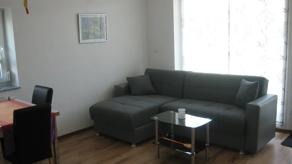WG-Zimmer mit 49 m² in Weingarten – Bild 3