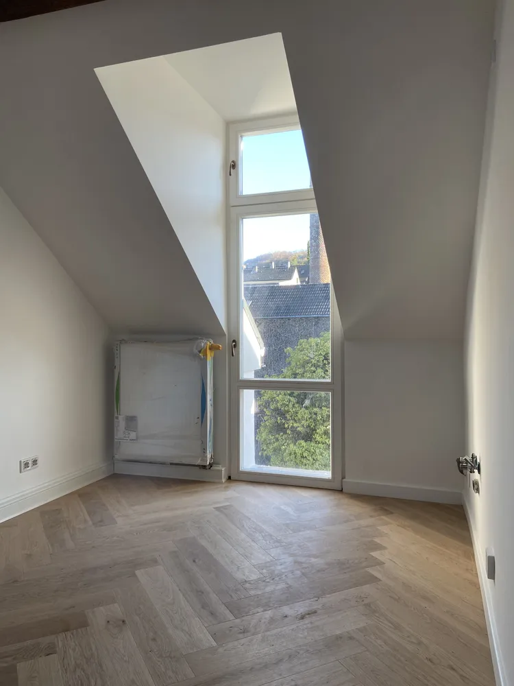 2 Zimmer Wohnung mit 80 m² in Wuppertal – Bild 2