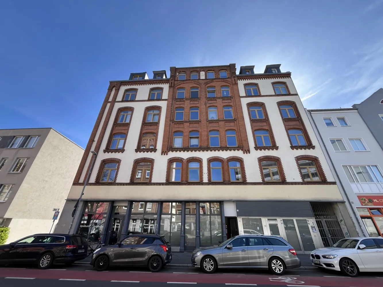 4 Zimmer Wohnung mit 105 m² in Hannover – Bild 1
