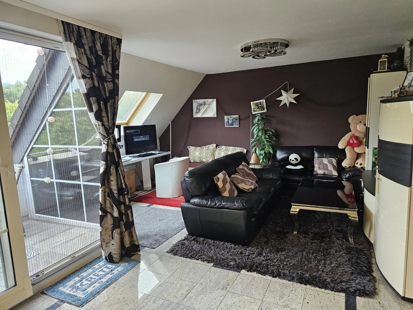 2 Zimmer Wohnung mit 104 m² in Essen – Bild 9