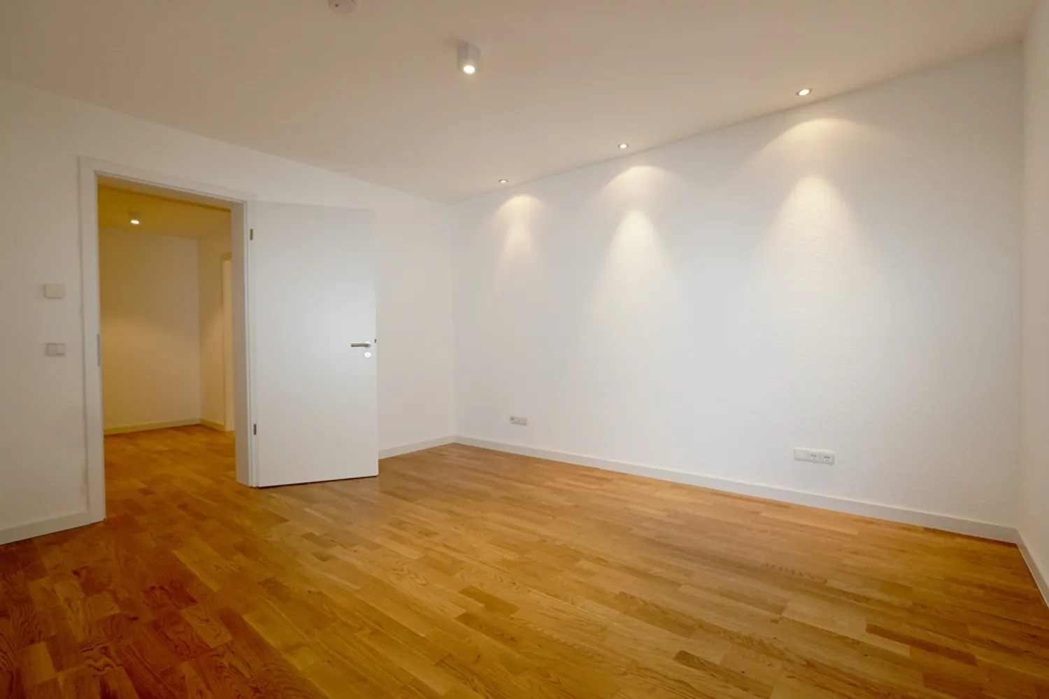 2 Zimmer Wohnung mit 65 m² in Wiesbaden – Bild 8