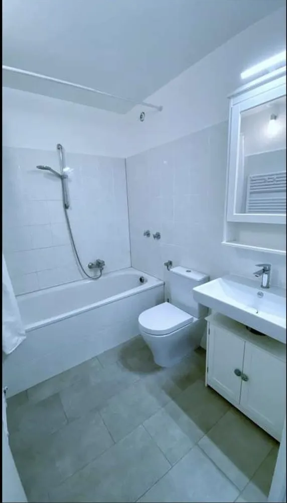 2 Zimmer Wohnung mit 54 m² in Düsseldorf – Bild 6