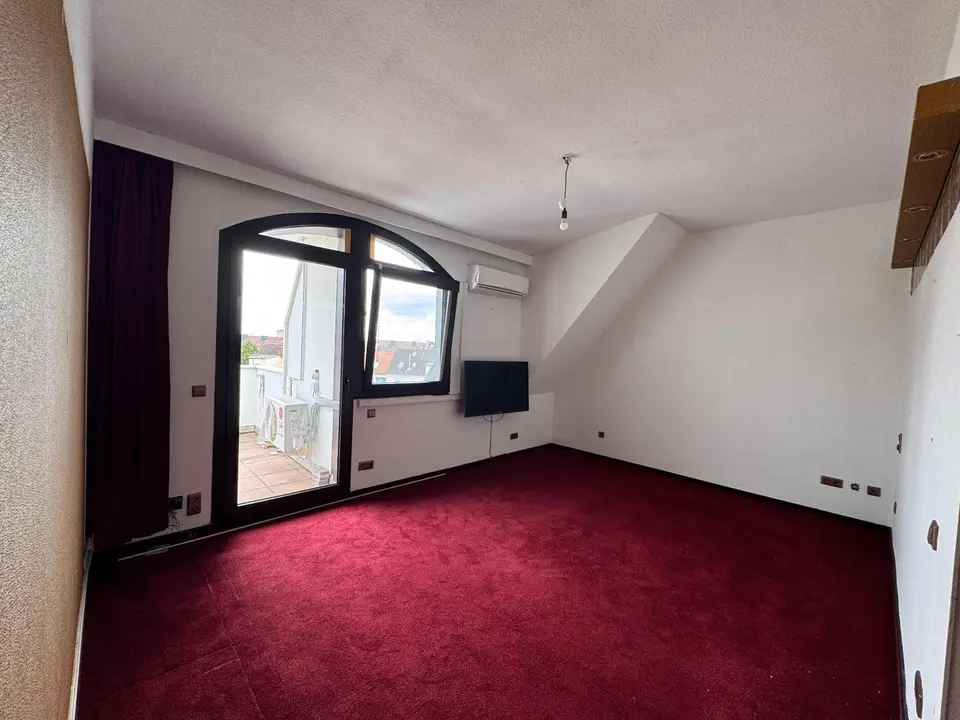 4 Zimmer Wohnung mit 170 m² in Pulheim – Bild 3