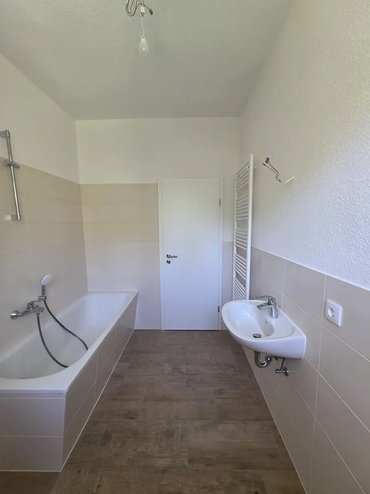 3 Zimmer Wohnung mit 64 m² in Bitterfeld-Wolfen – Bild 9