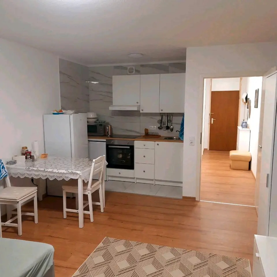 2 Zimmer Wohnung mit 36 m² in Erlangen – Bild 2