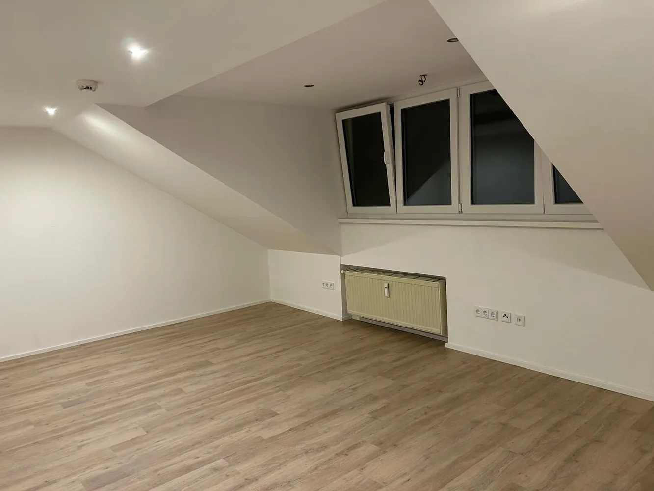 4 Zimmer Wohnung mit 95 m² in München – Bild 6