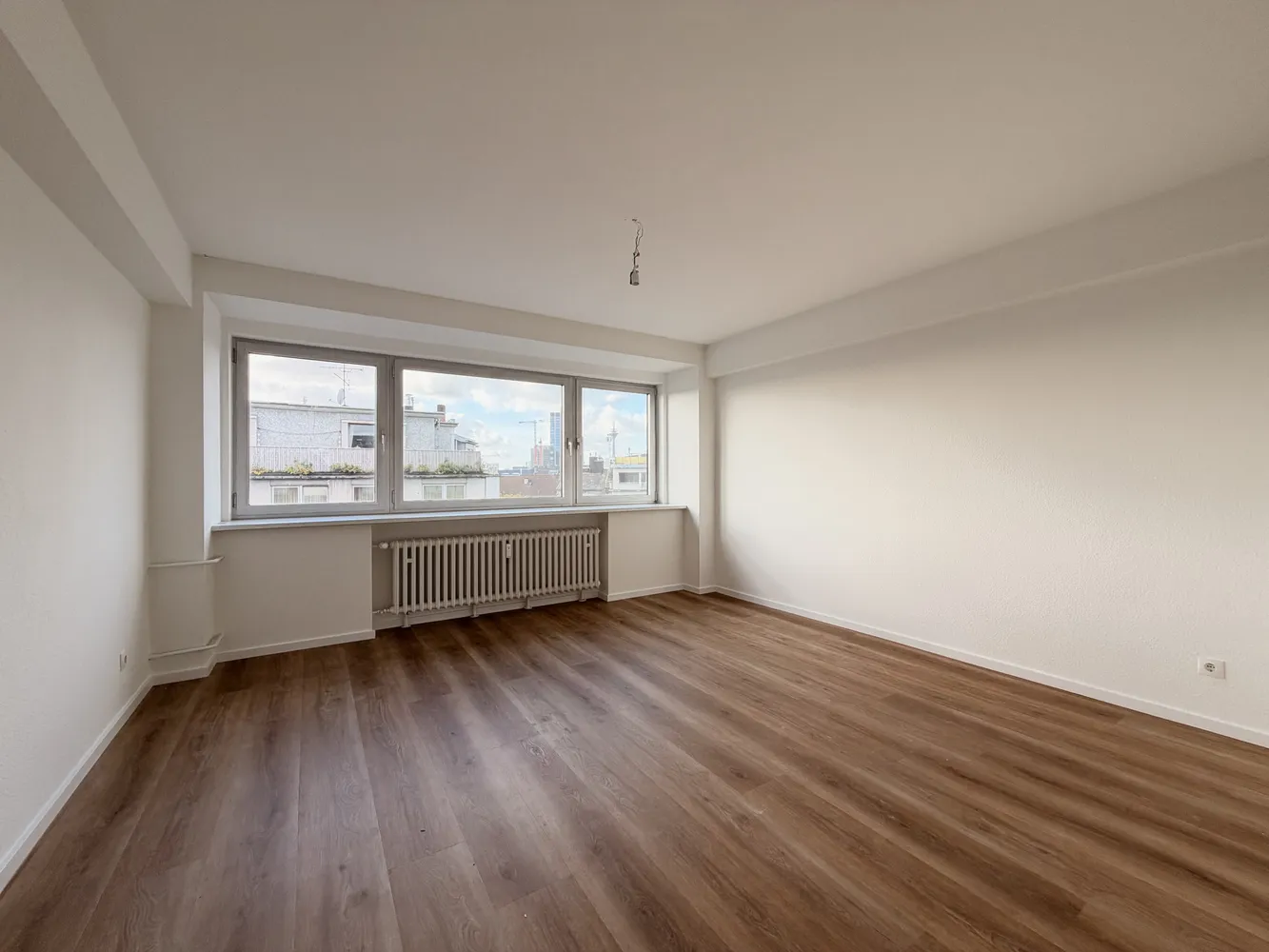 3 Zimmer Wohnung mit 90 m² in Düsseldorf – Bild 3