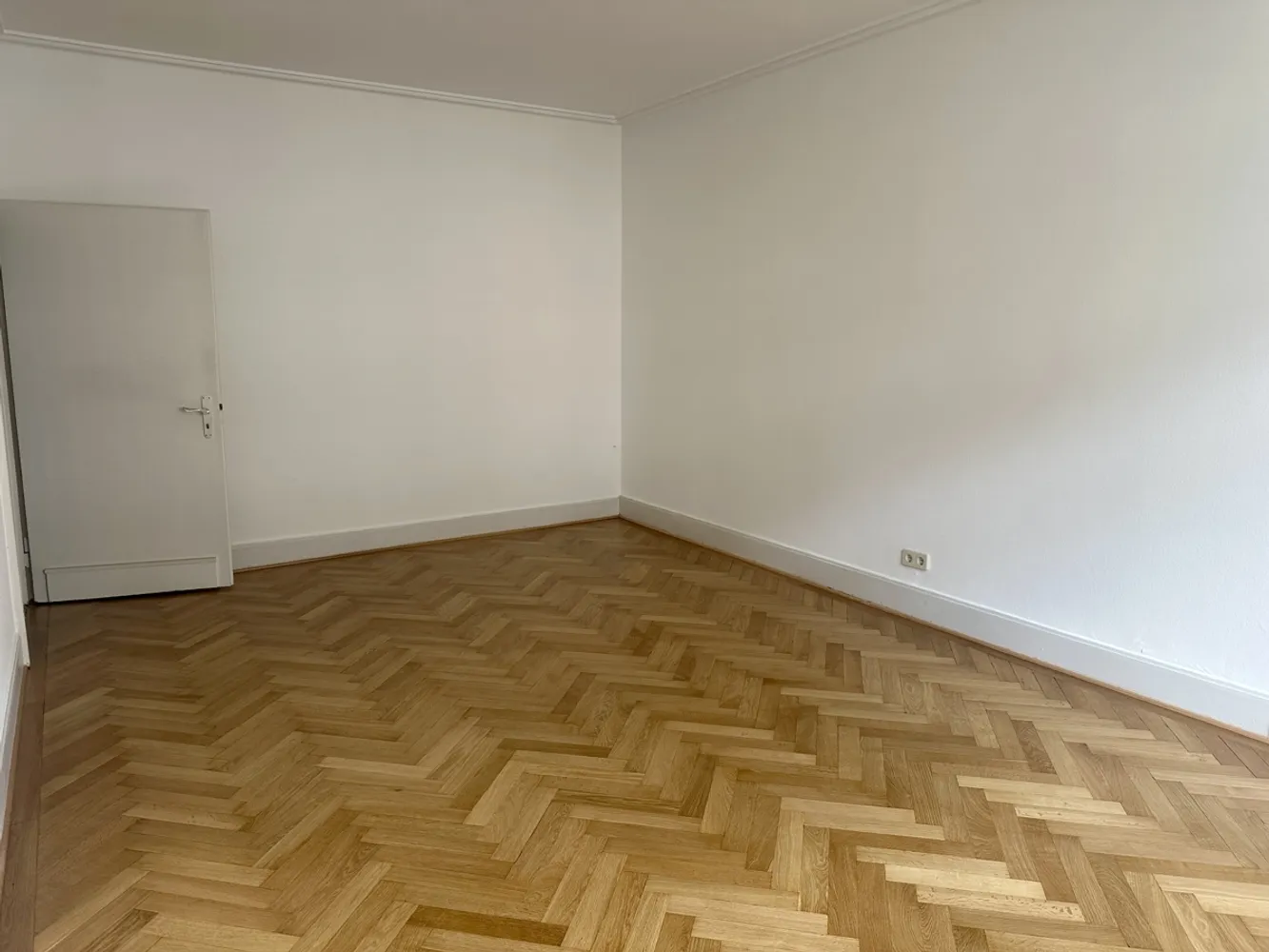 3 Zimmer Wohnung mit 99 m² in Düsseldorf – Bild 4
