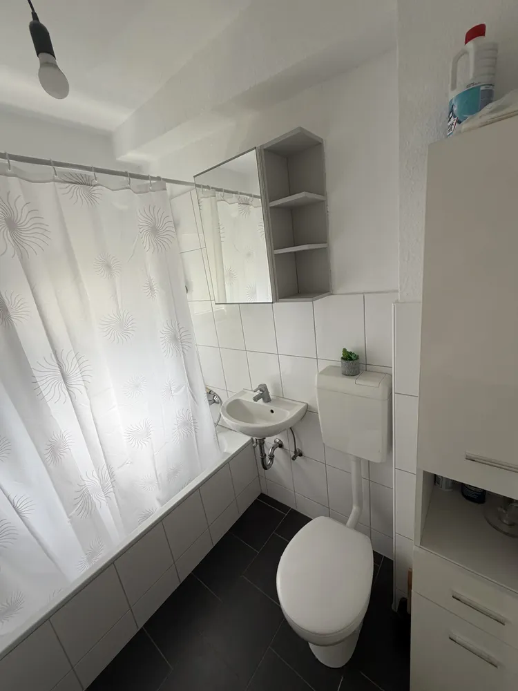 3 Zimmer Wohnung mit 56 m² in Duisburg – Bild 4