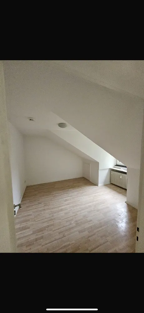 2 Zimmer Wohnung mit 43 m² in Wiesbaden – Bild 2